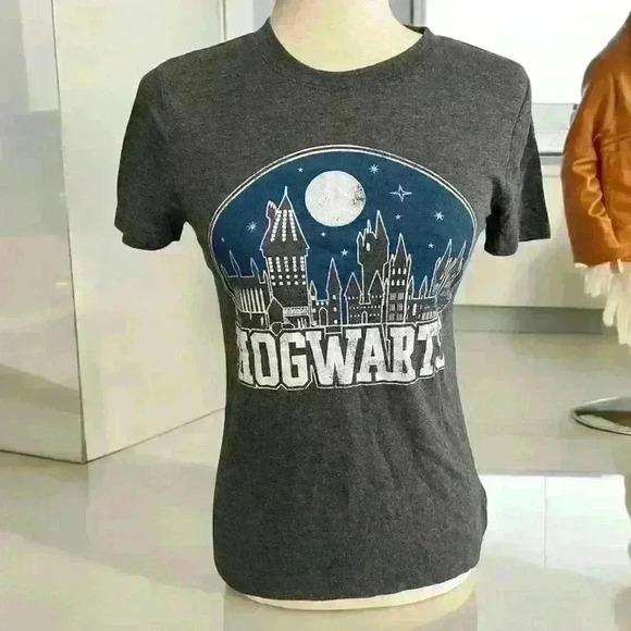 Warner Bros. Tops - Harry Potter T-Shirt